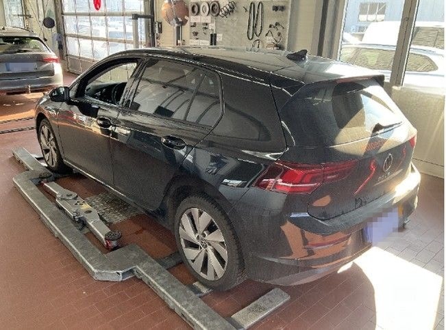 Volkswagen Golf VIII 2.0 TDI Goal Rear-View, ACC foto 5