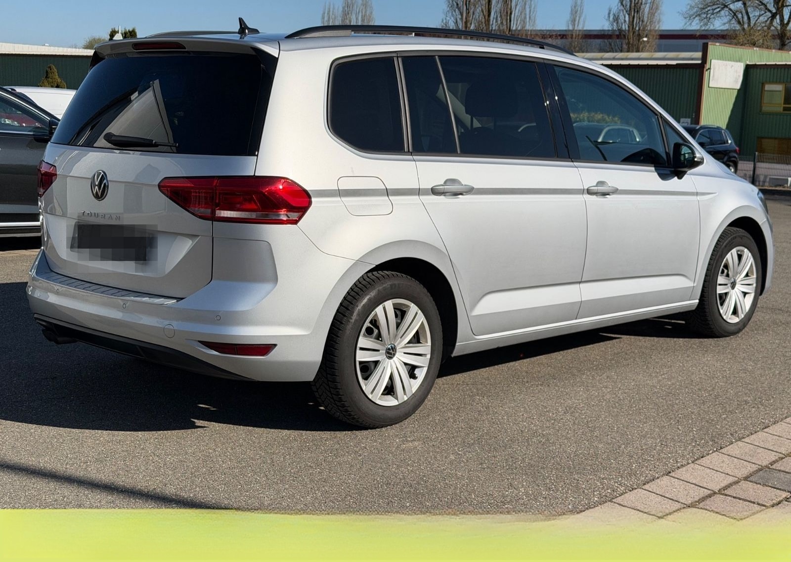 Volkswagen Touran 2.0 TDI DSG Highline LED Navi 1H RCam Tüv foto 4