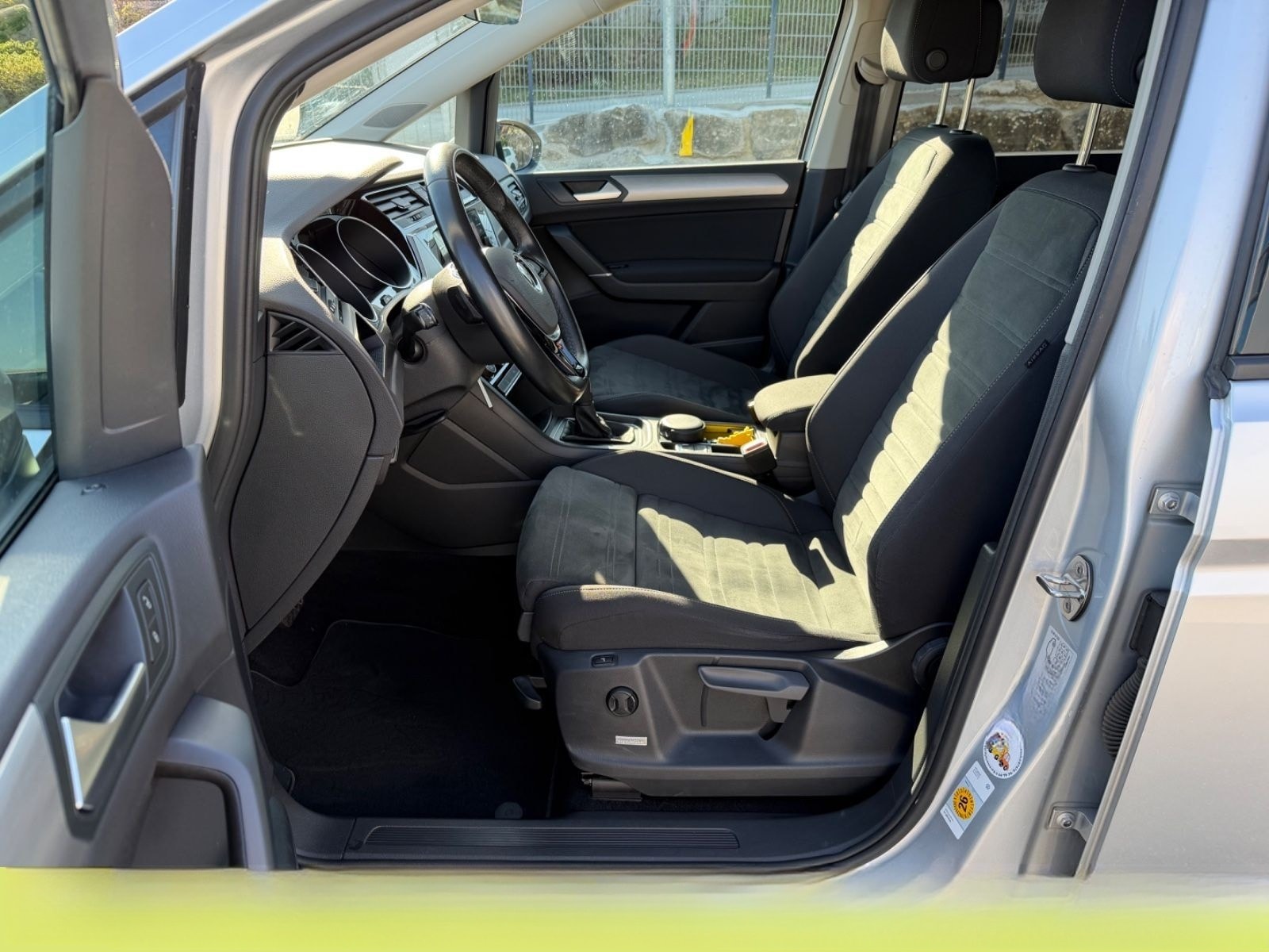 Volkswagen Touran 2.0 TDI DSG Highline LED Navi 1H RCam Tüv foto 9