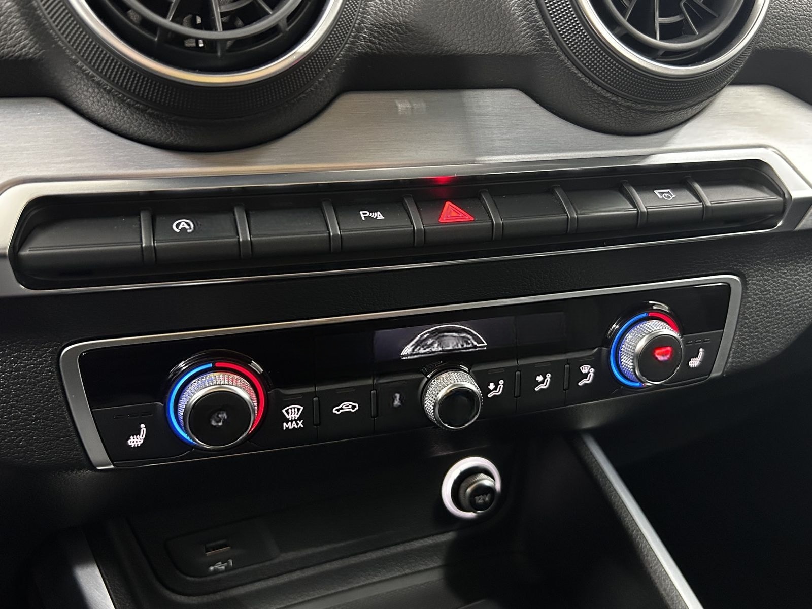 Audi Q2 2.0 TDI Quattro+ACC+Pano+AHK+Kam+Navi+Digital foto 16