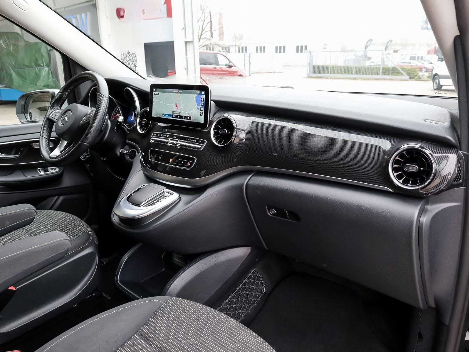 Mercedes-Benz EQV 300 lang,6Sitze,2 el.Schiebetür,Airmatic,LED foto 15