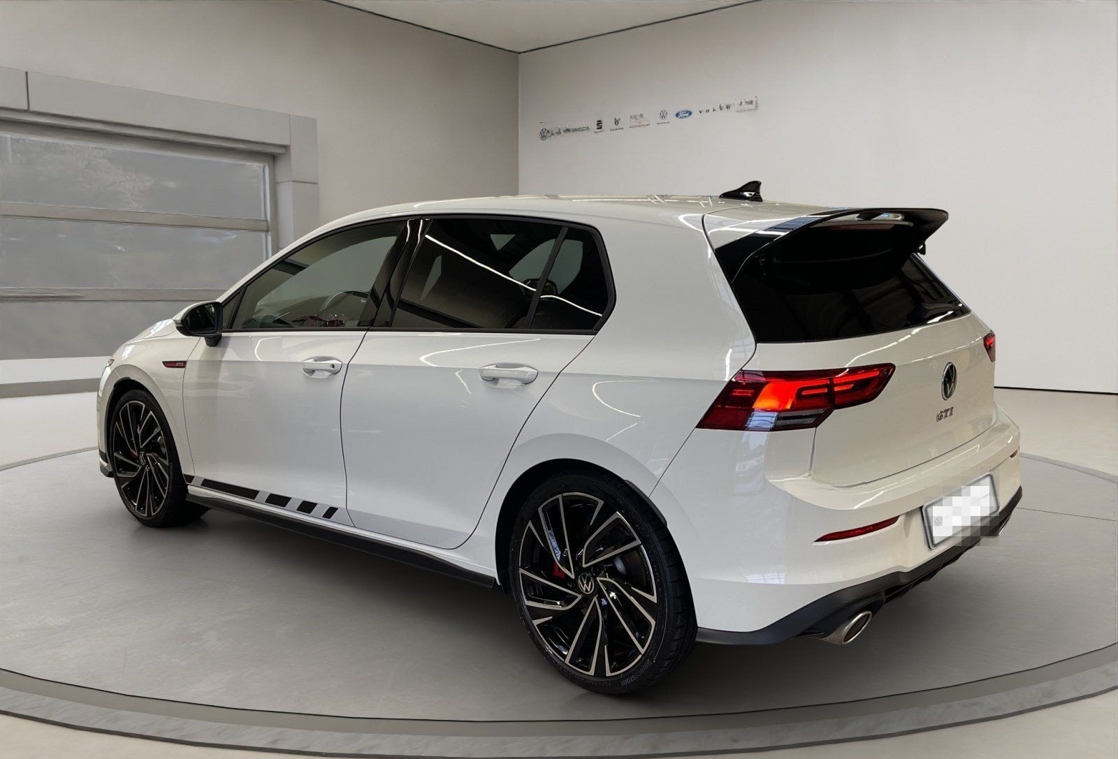 Volkswagen Golf VIII 2.0 TSI GTI Clubsport ACC AUT Kam. LED foto 4