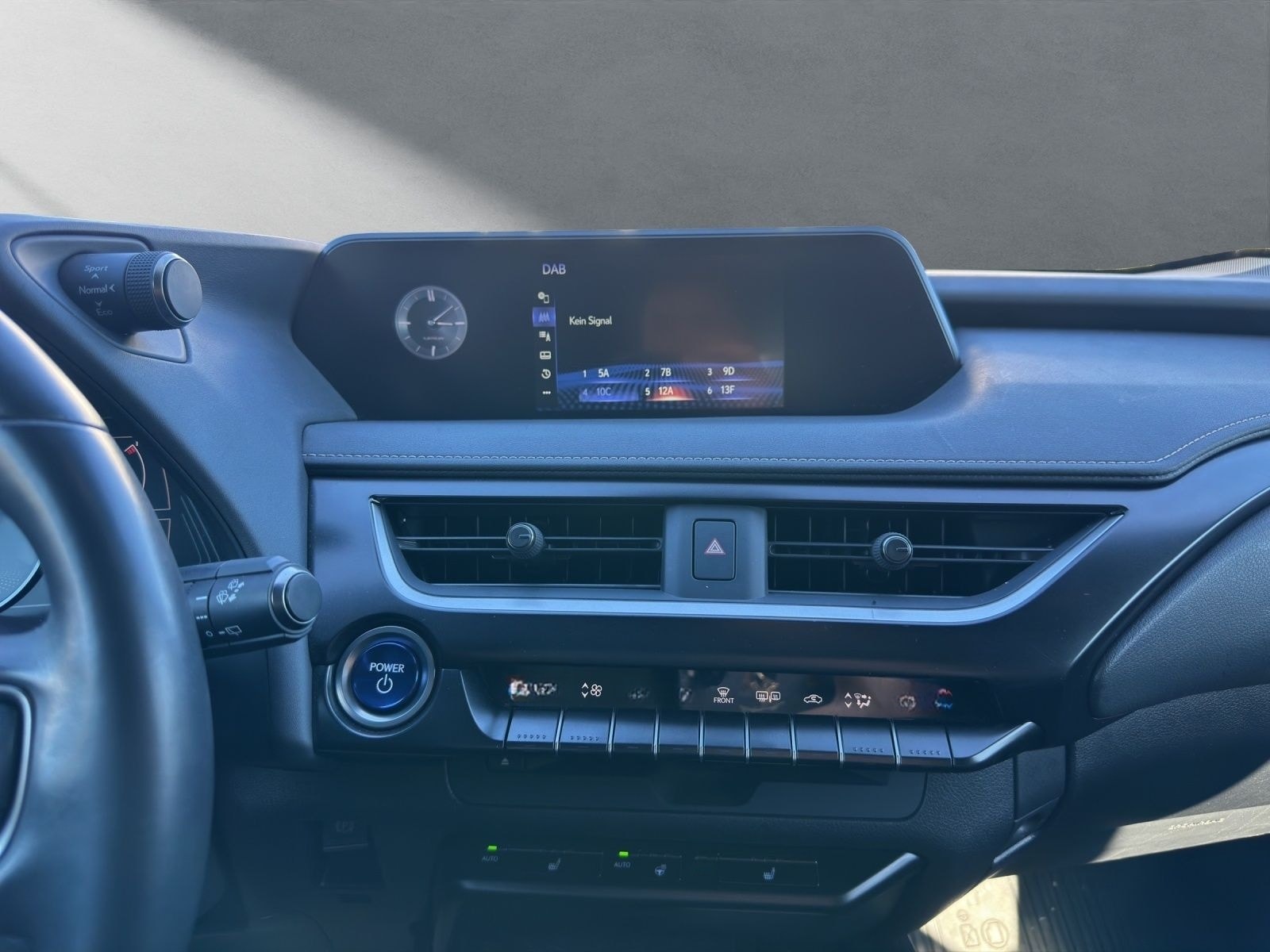 Lexus UX 250h*STYLE*1HD*ALLW.*VELOUR* 15J-GARANTIE* foto 15