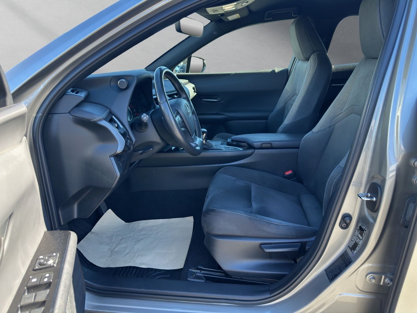 Lexus UX 250h*STYLE*1HD*ALLW.*VELOUR* 15J-GARANTIE* foto 9