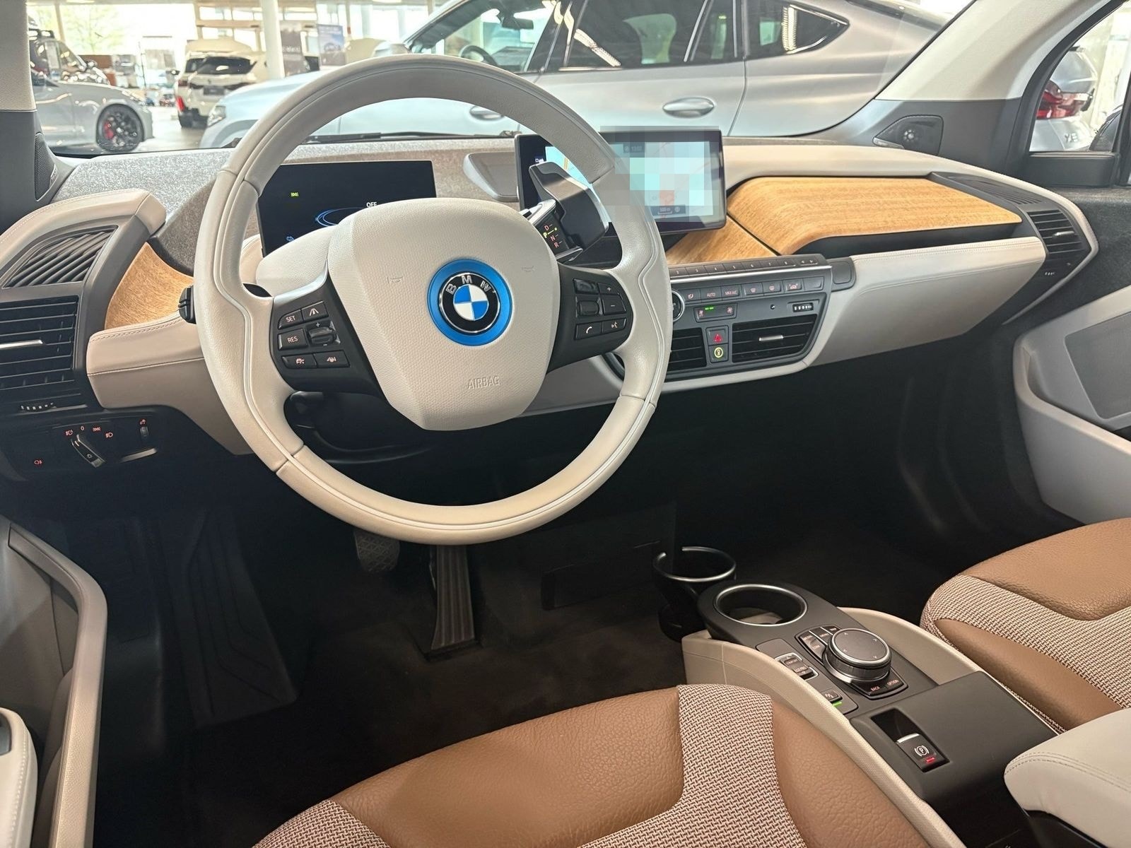 BMW i3 DA+ PA RFK H/K AdapLED PDC Navi Prof. 19" LMR foto 17