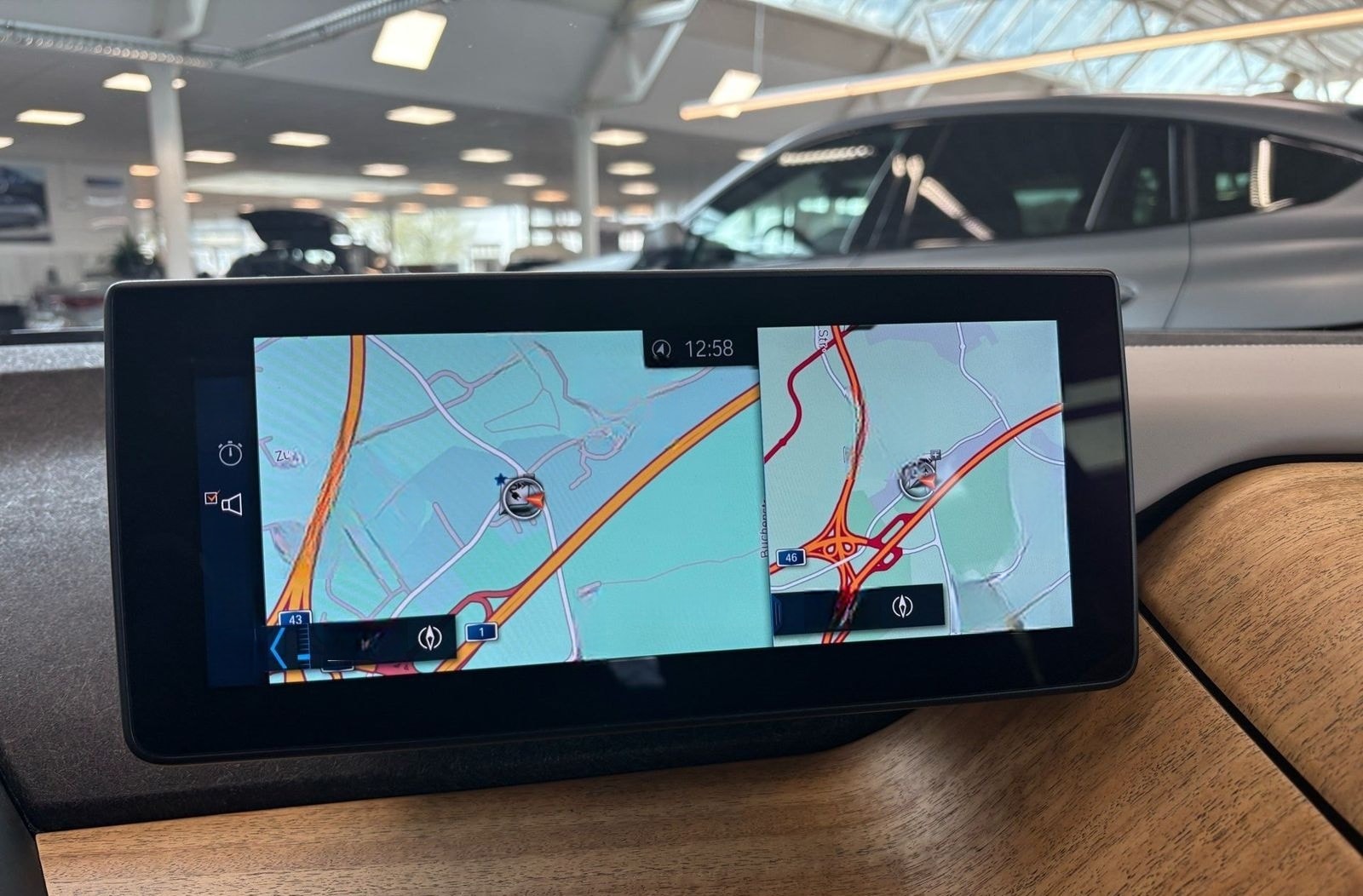 BMW i3 DA+ PA RFK H/K AdapLED PDC Navi Prof. 19" LMR foto 8