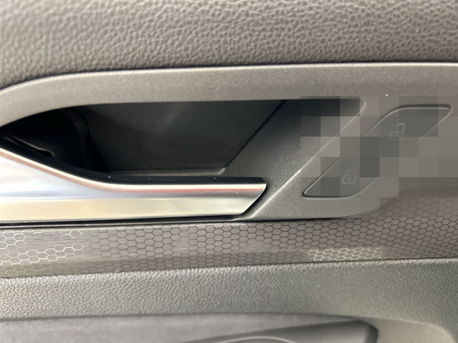 Volkswagen Golf VIII GTI Clubsport 2.0 TSI DSG+MATRIX+NAVI foto 22