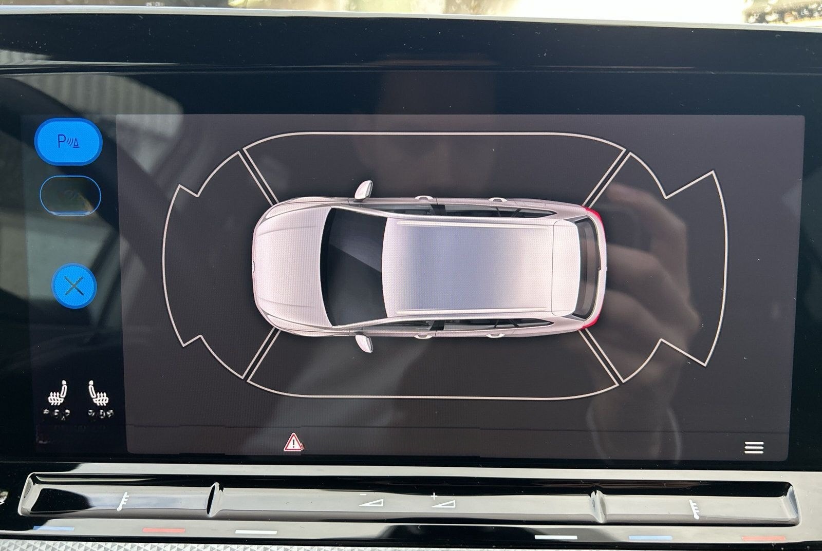 Volkswagen Golf VIII Variant 2.0 TDI Active LED+NAVI+ACC foto 22