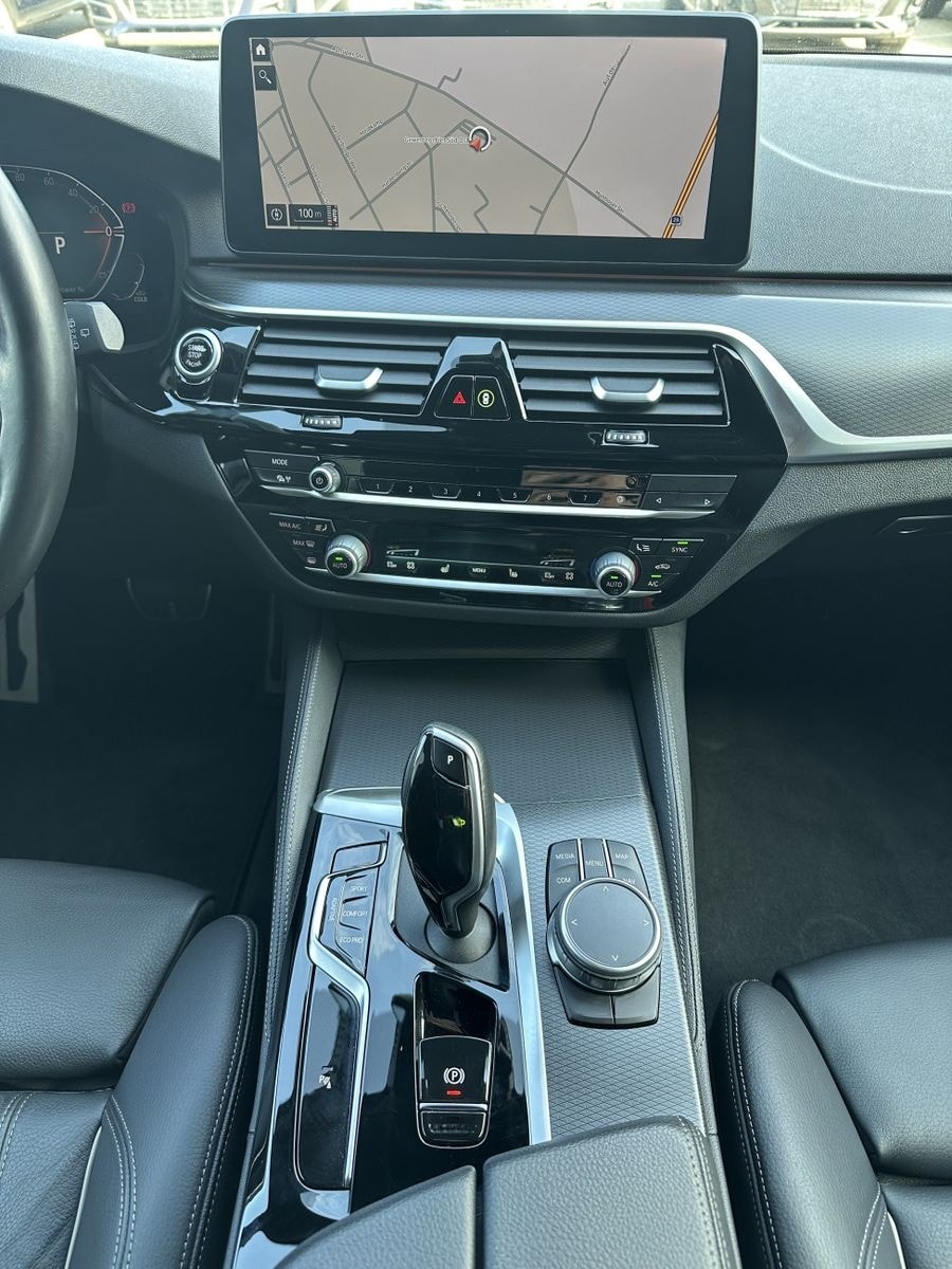 BMW 520d Touring xDrive M-Sport NAV+LED+ACC+HIFI+DDC foto 12