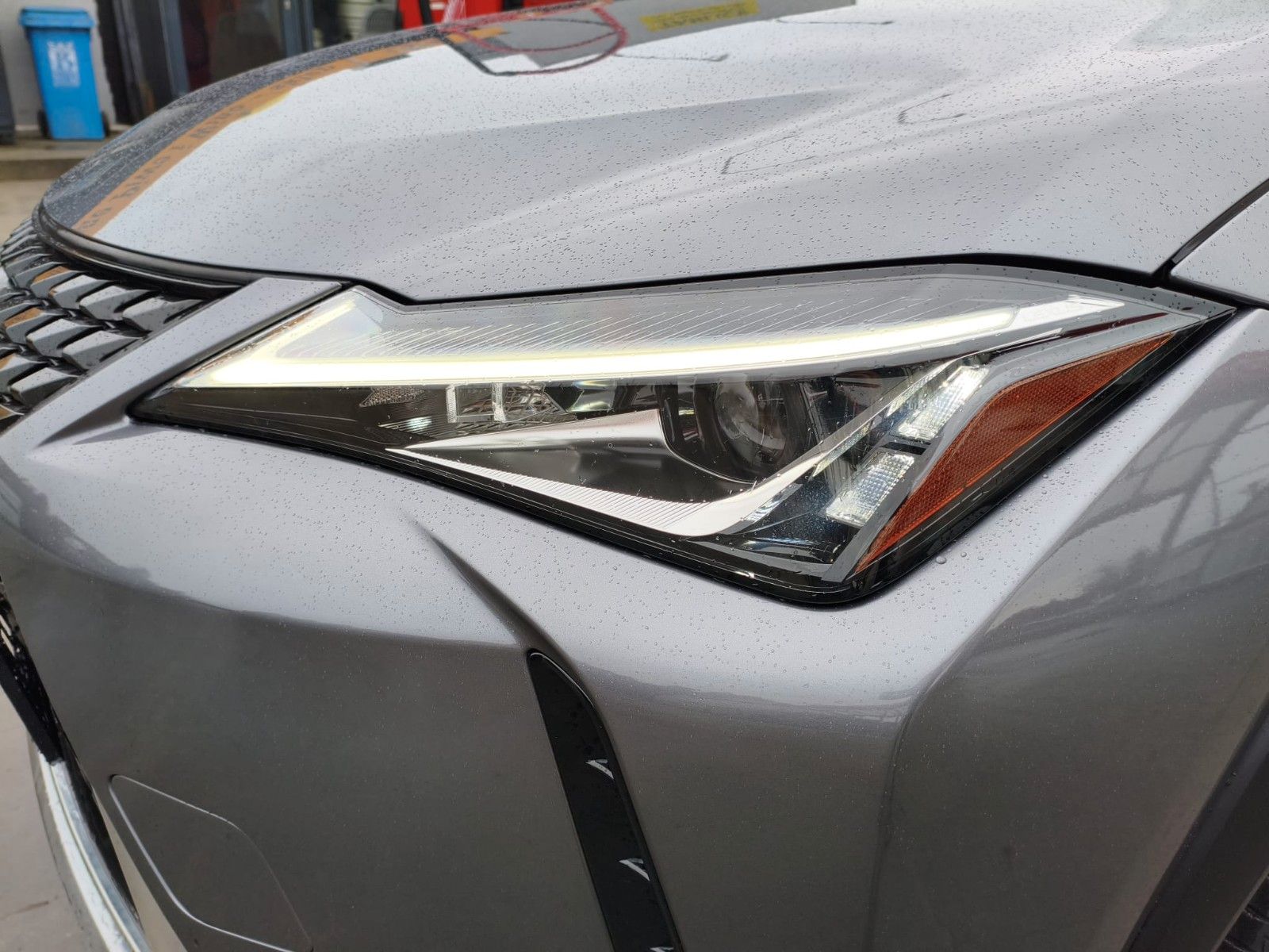 Lexus UX 250 h foto 8