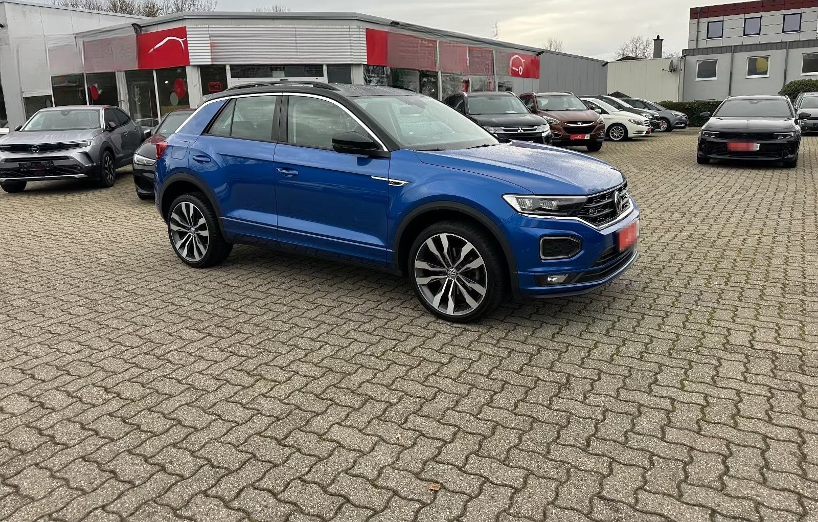 Volkswagen T-Roc 1,5 R-Line 1.HAND Virt KEY 19" ACC CarPlay foto 4