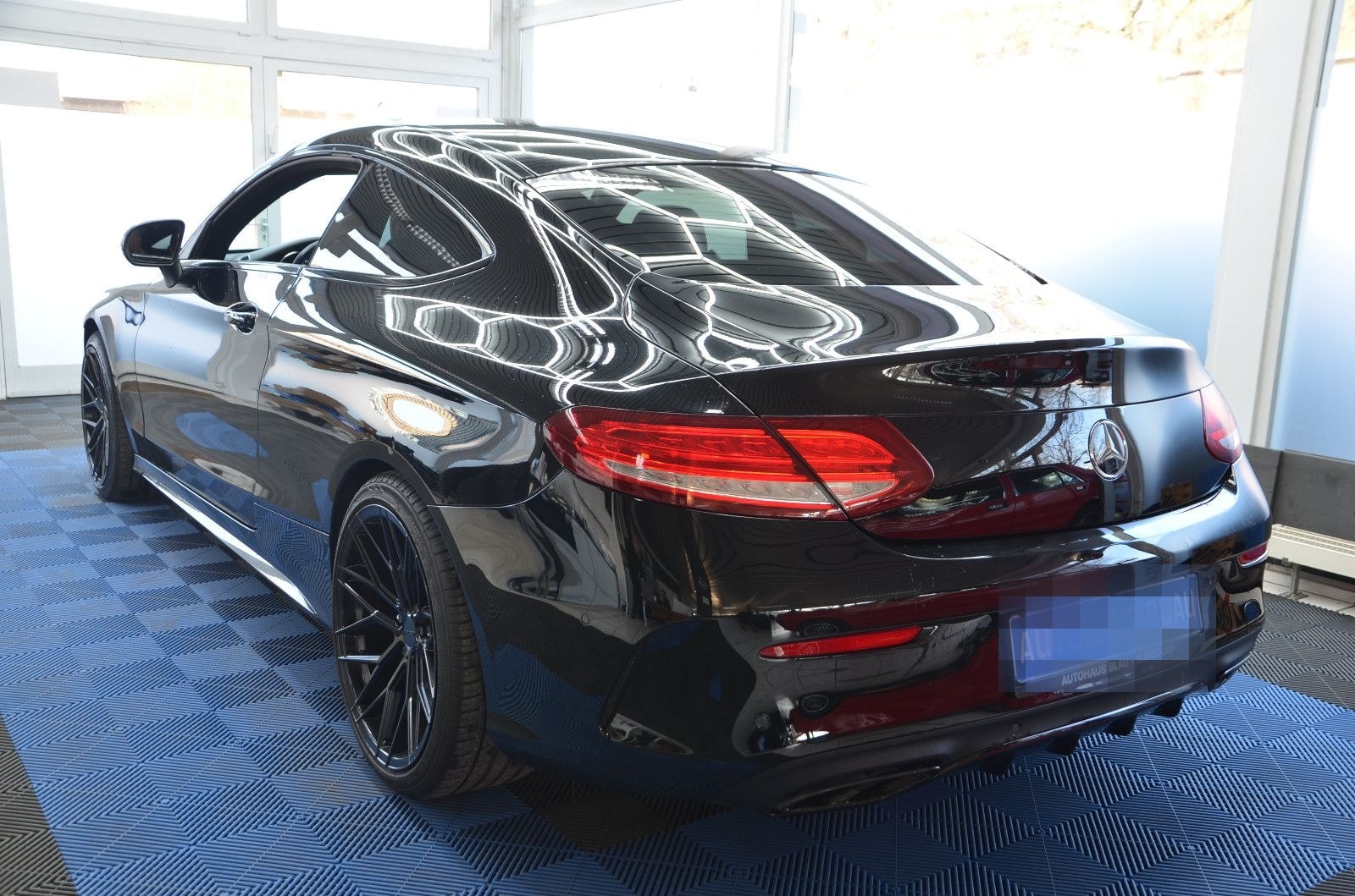 Mercedes-Benz C 300 Coupe *AMG LINE*STERNENHIMMEL*19"LM*NAVI foto 6