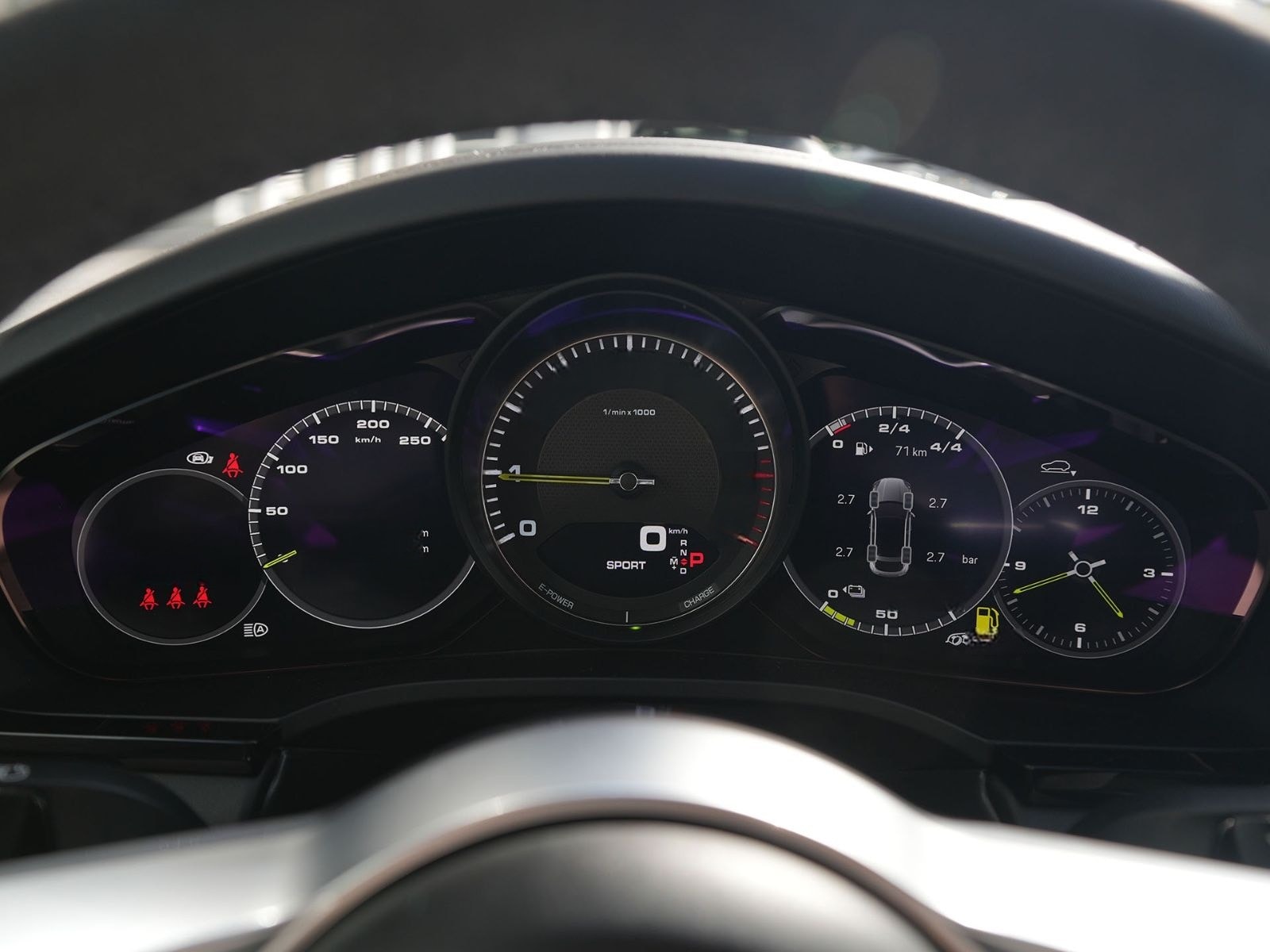 Porsche E-Hybrid Coupé SPORTDESIGN-PAKET-SPORTABGAS.-22" foto 25