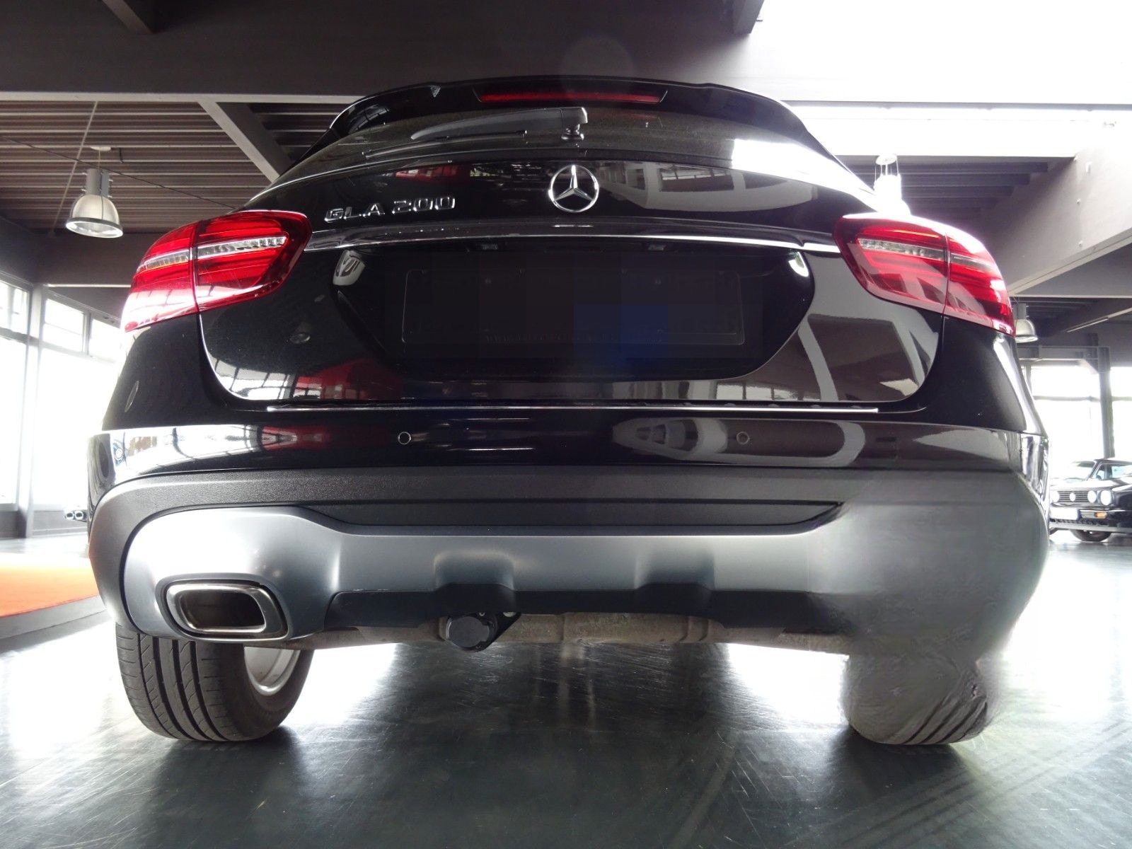 Mercedes-Benz GLA 200 Urban/ Autom./ Navi/ LED/ PDC/ AHK/ Pano foto 19