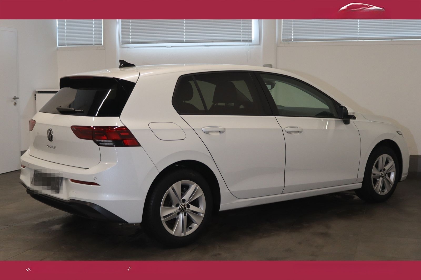 Volkswagen Golf Limo 2.0 TDI DSG Life-NAV-LED-KAMERA-ACC- foto 2