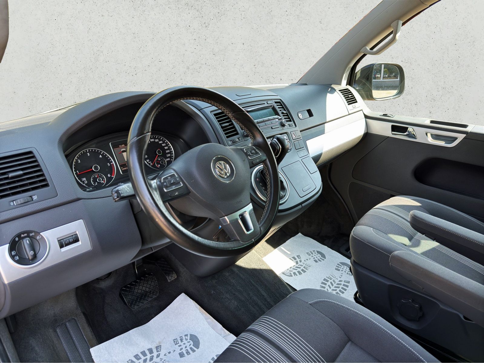 Volkswagen T5 2,0TDI Mulitvan Match+AUTOM.+7.SITZER+AHK+PDC foto 10