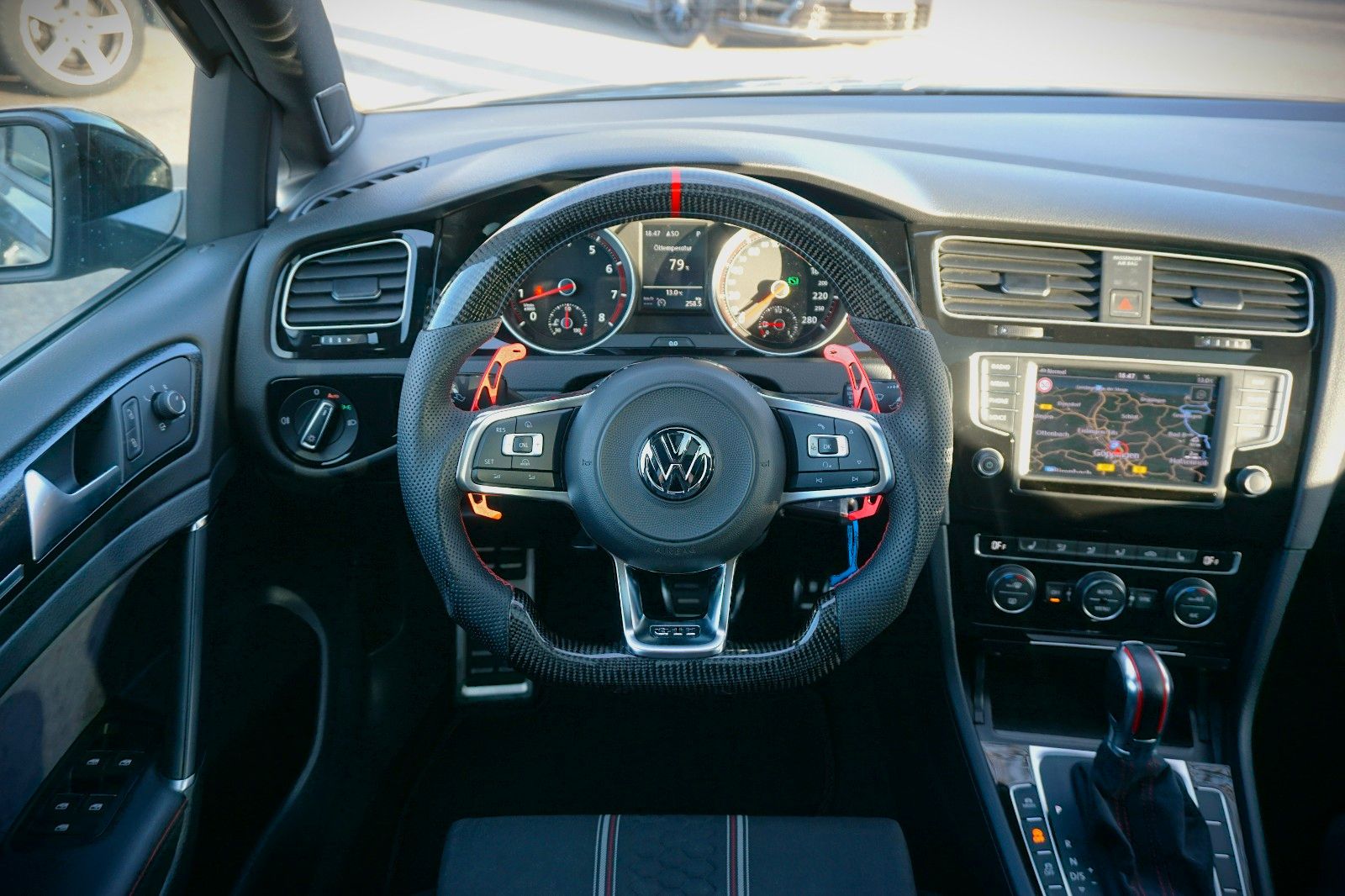 Volkswagen Golf VII Lim. GTI Clubsport / Recaro / Pano/ DCC foto 16