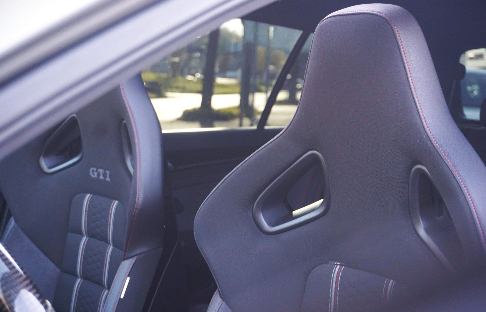 Volkswagen Golf VII Lim. GTI Clubsport / Recaro / Pano/ DCC foto 8