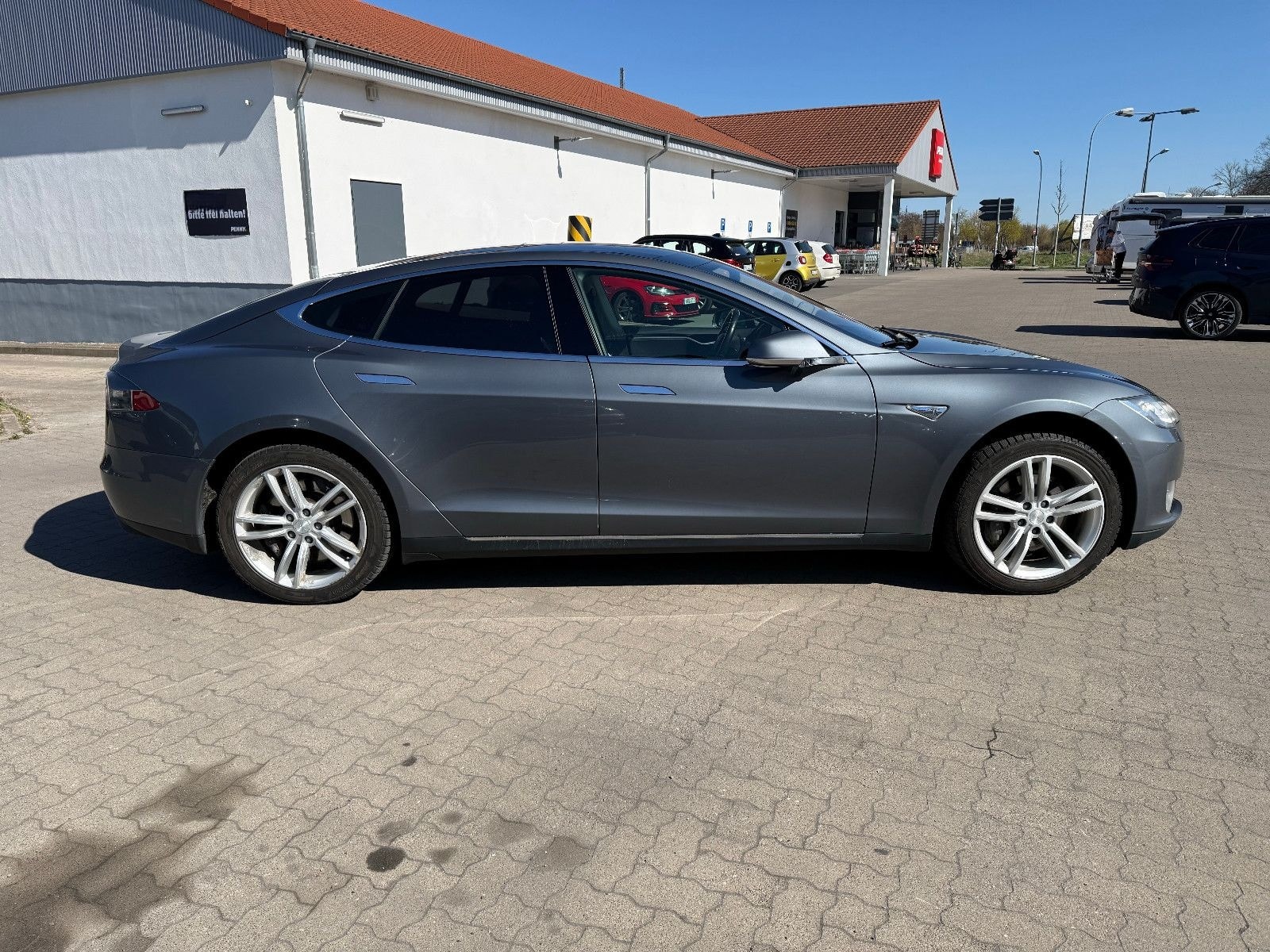 Tesla Model S 85+Klima+Panorama+Free  Supercharging+ foto 6