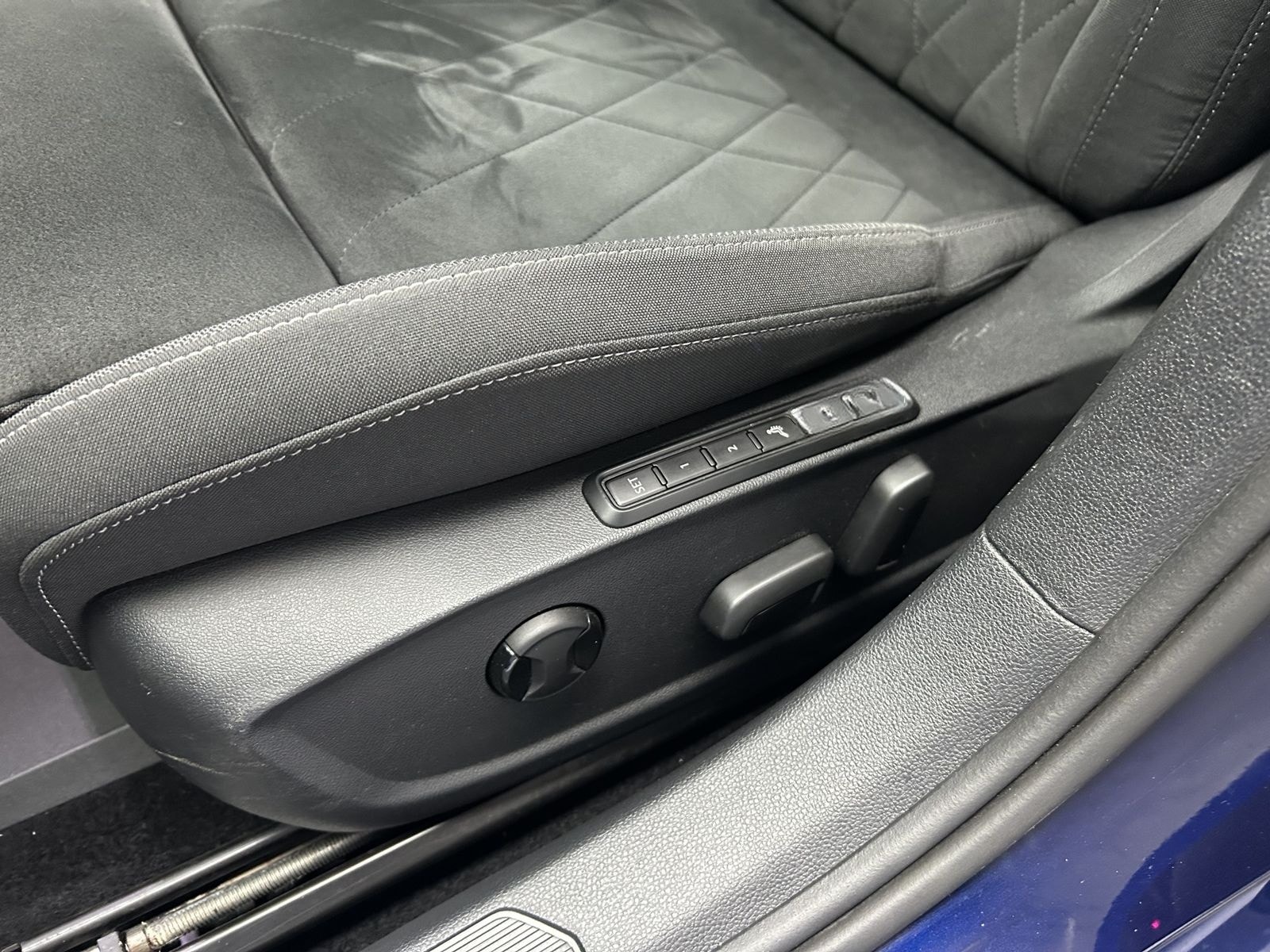 Volkswagen Golf Style eTSI*1stEDITION*ACC*Pano*LED*Navi* foto 14