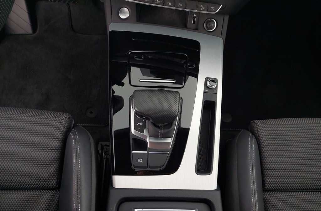 Audi Q5 advanced 50 2.0 TFSI e quattro S-tronic LED foto 16