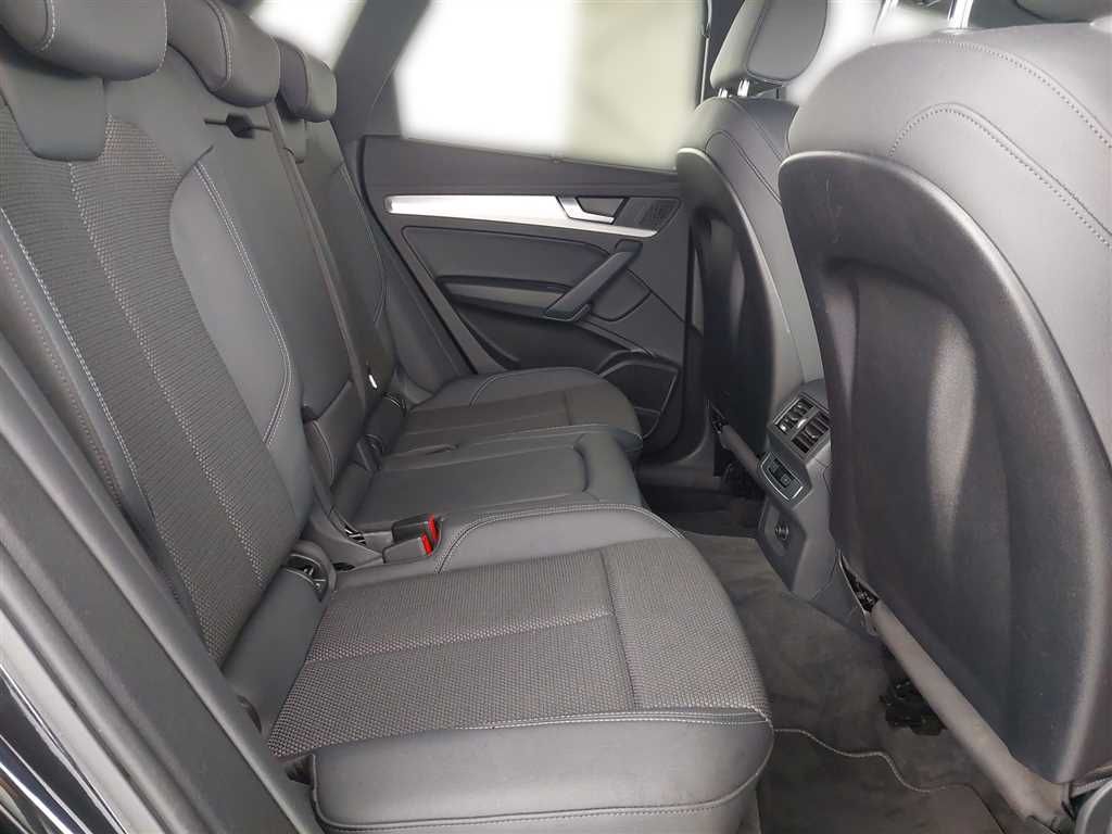 Audi Q5 advanced 50 2.0 TFSI e quattro S-tronic LED foto 22