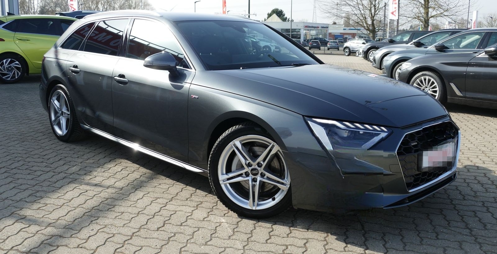 Audi A4 Avant 40 TDI S-Line quattro Aut. LED ACC Navi foto 6