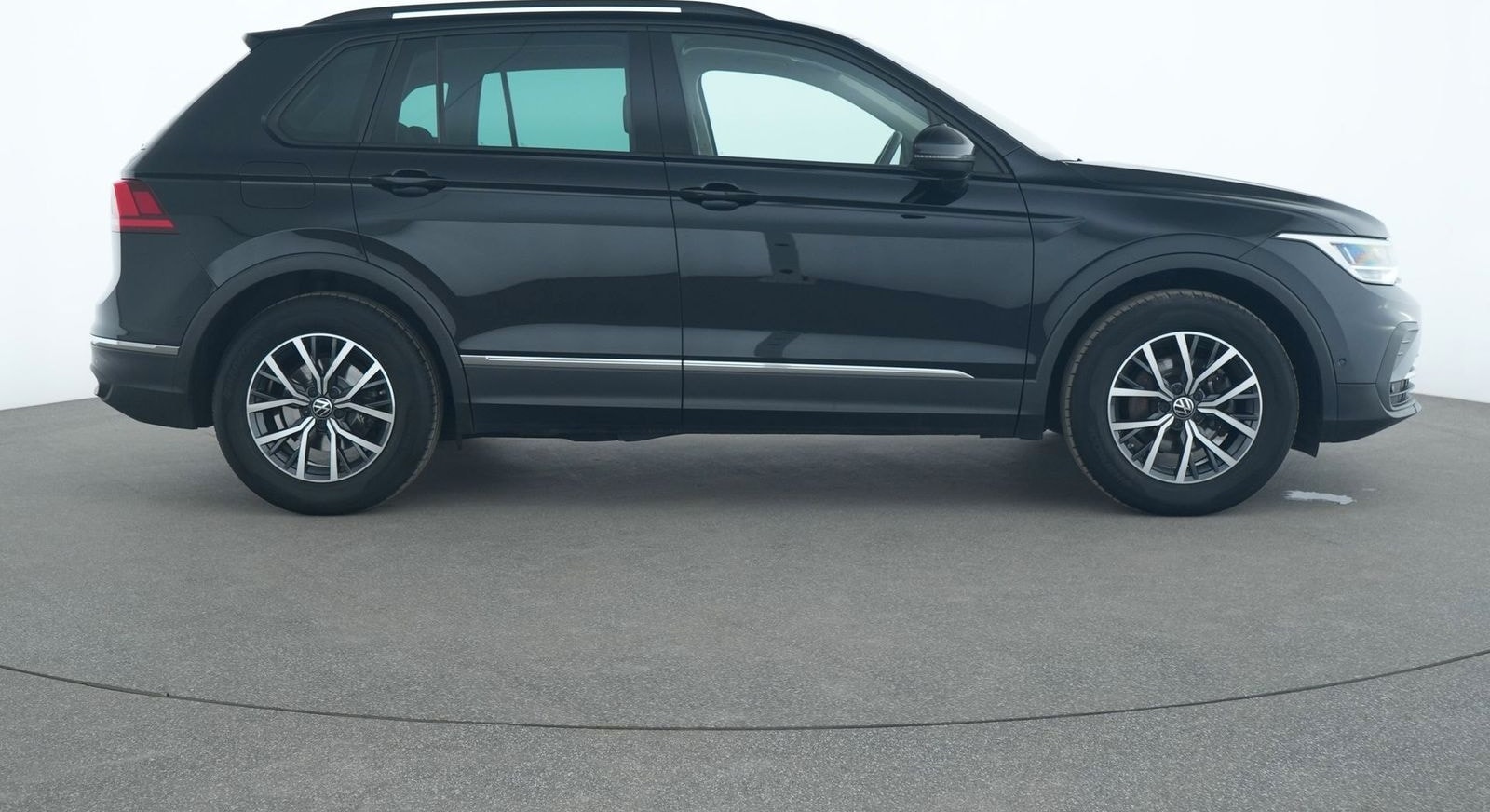 Volkswagen Tiguan Life Kamera|AHK|ACC|Navi|Panoramadach|LED foto 6