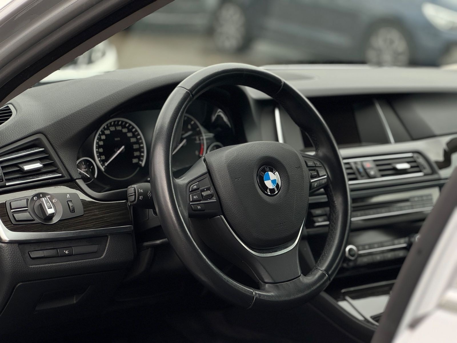 BMW 520d xDrive*LUXURY LINE*GARANTIE*KAMERA* foto 10