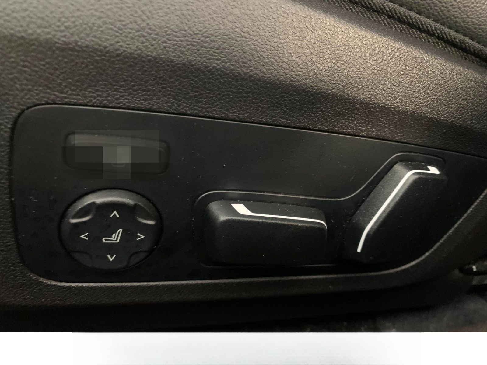 BMW 320 d Lim xDr M Sport NP83t€ DrivingPro|360°|HUD foto 12