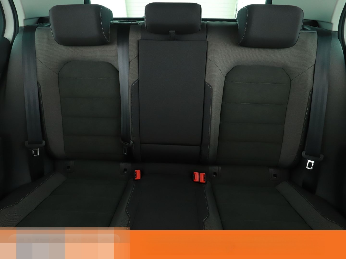 Volkswagen Golf VII 1.5 TSI ACT Highline BMT Aut.*NAVI*LED* foto 16