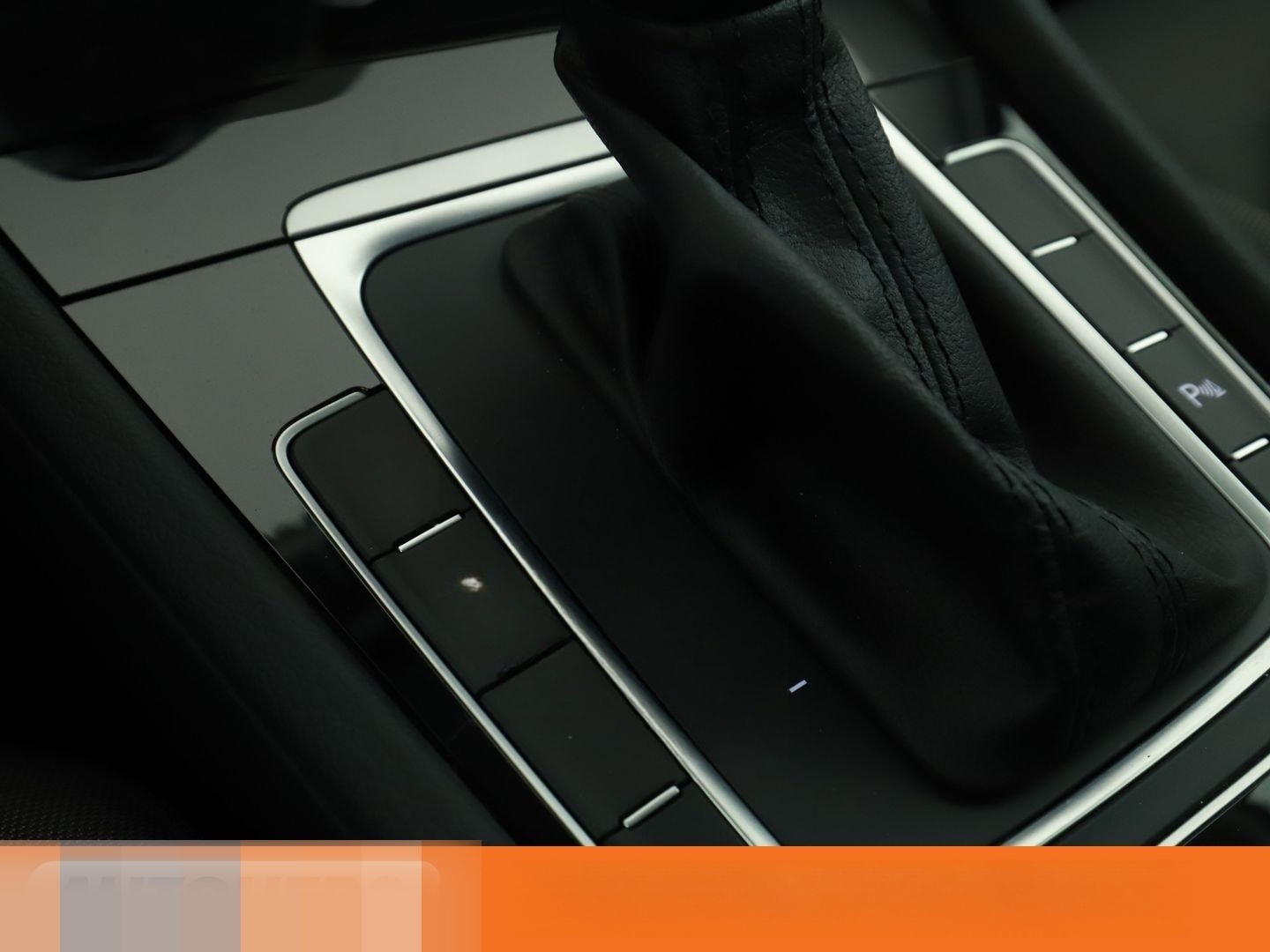 Volkswagen Golf VII 1.5 TSI ACT Highline BMT Aut.*NAVI*LED* foto 23