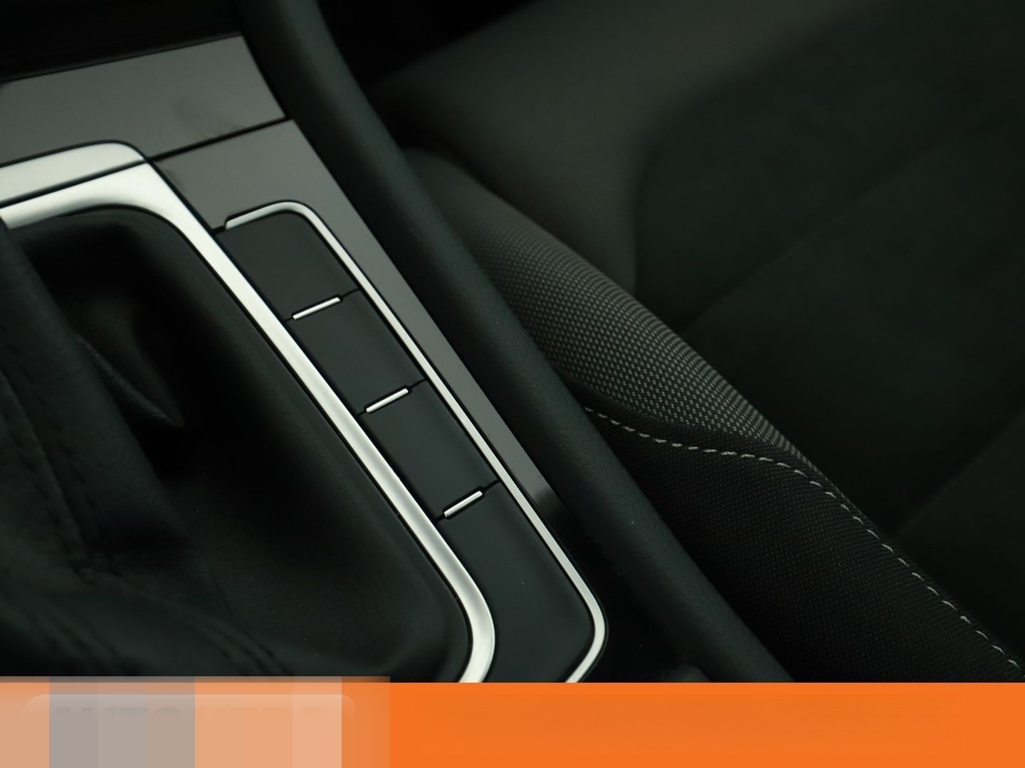 Volkswagen Golf VII 1.5 TSI ACT Highline BMT Aut.*NAVI*LED* foto 24