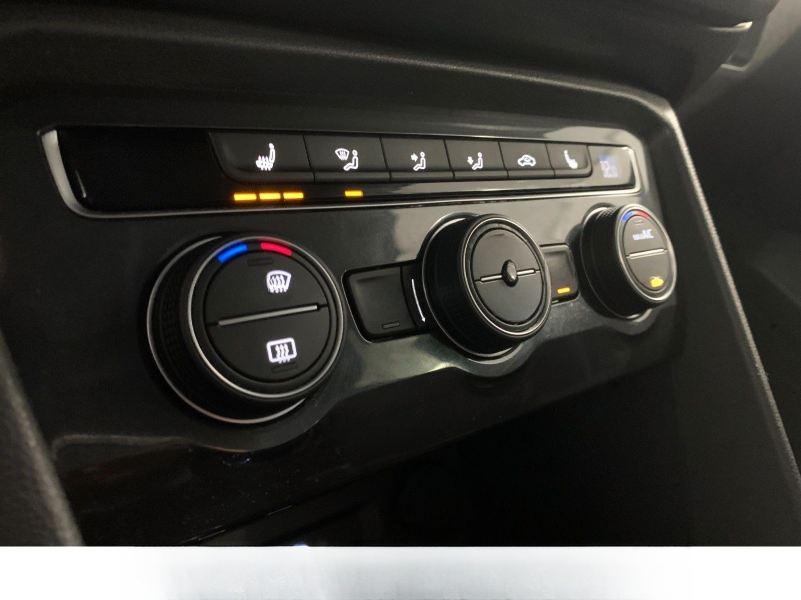 Volkswagen Tiguan Allspace 4M R-Line  LED+/VIRTUAL/20"/360° foto 10