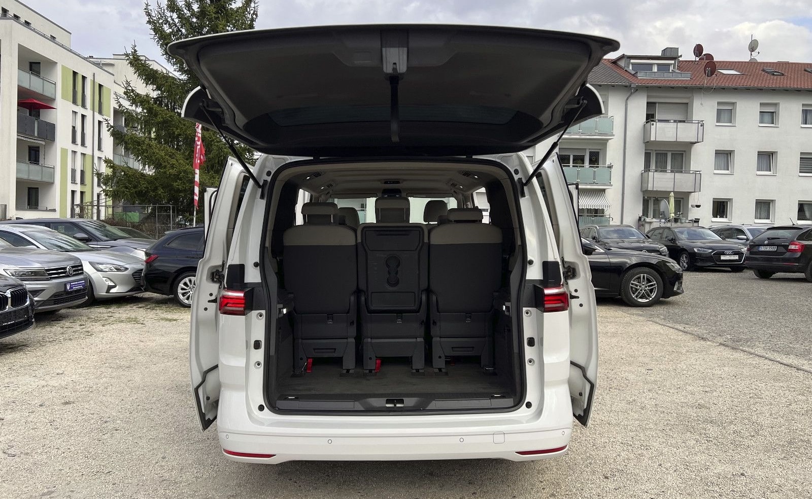 Volkswagen T7 Multivan Lang Life 7-SITZ+ACC+KAMERA+LED+SPUR foto 10