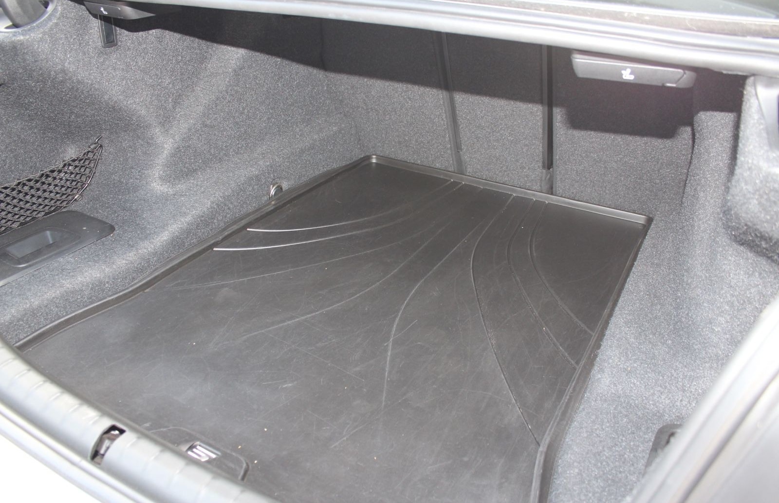 BMW 520 i AUTOMATIK KLIMA NAVI 19.ZOLL ALU PDC KAMER foto 14