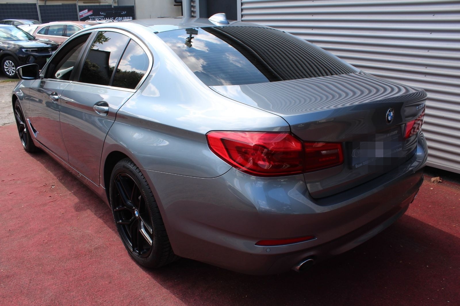 BMW 520 i AUTOMATIK KLIMA NAVI 19.ZOLL ALU PDC KAMER foto 5