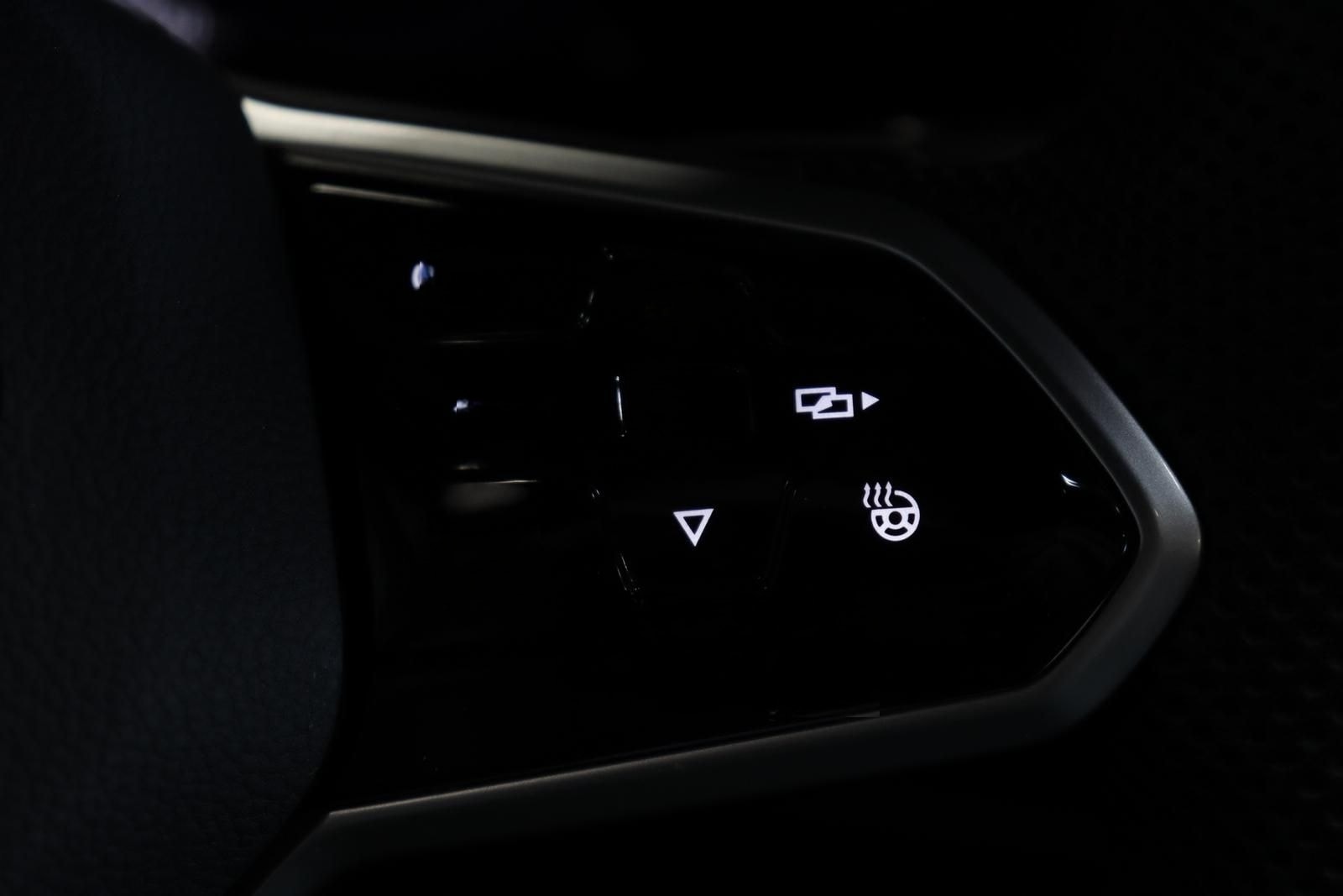 Volkswagen Golf 2.0 TSI GTI Clubsport *PANO*MATRIX*19-ZOLL* foto 20