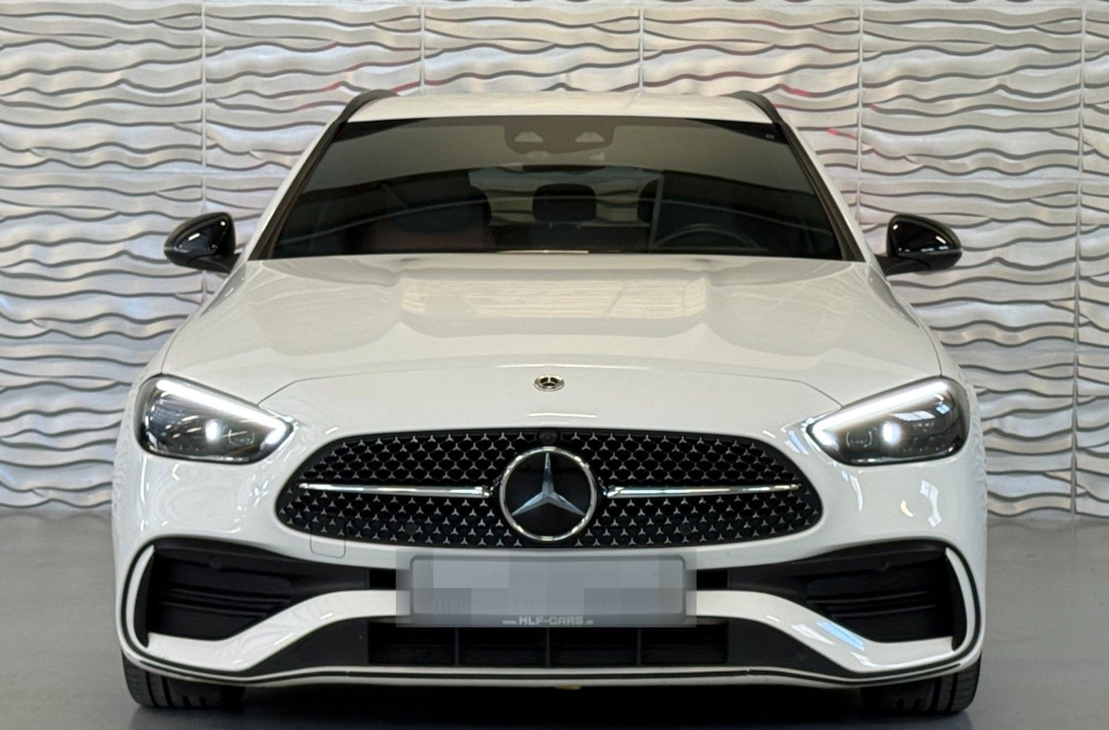 Mercedes-Benz C 220 d T AMG*NIGHT*LEDER*DIGITAL-LIGHT*BURMESTE foto 2