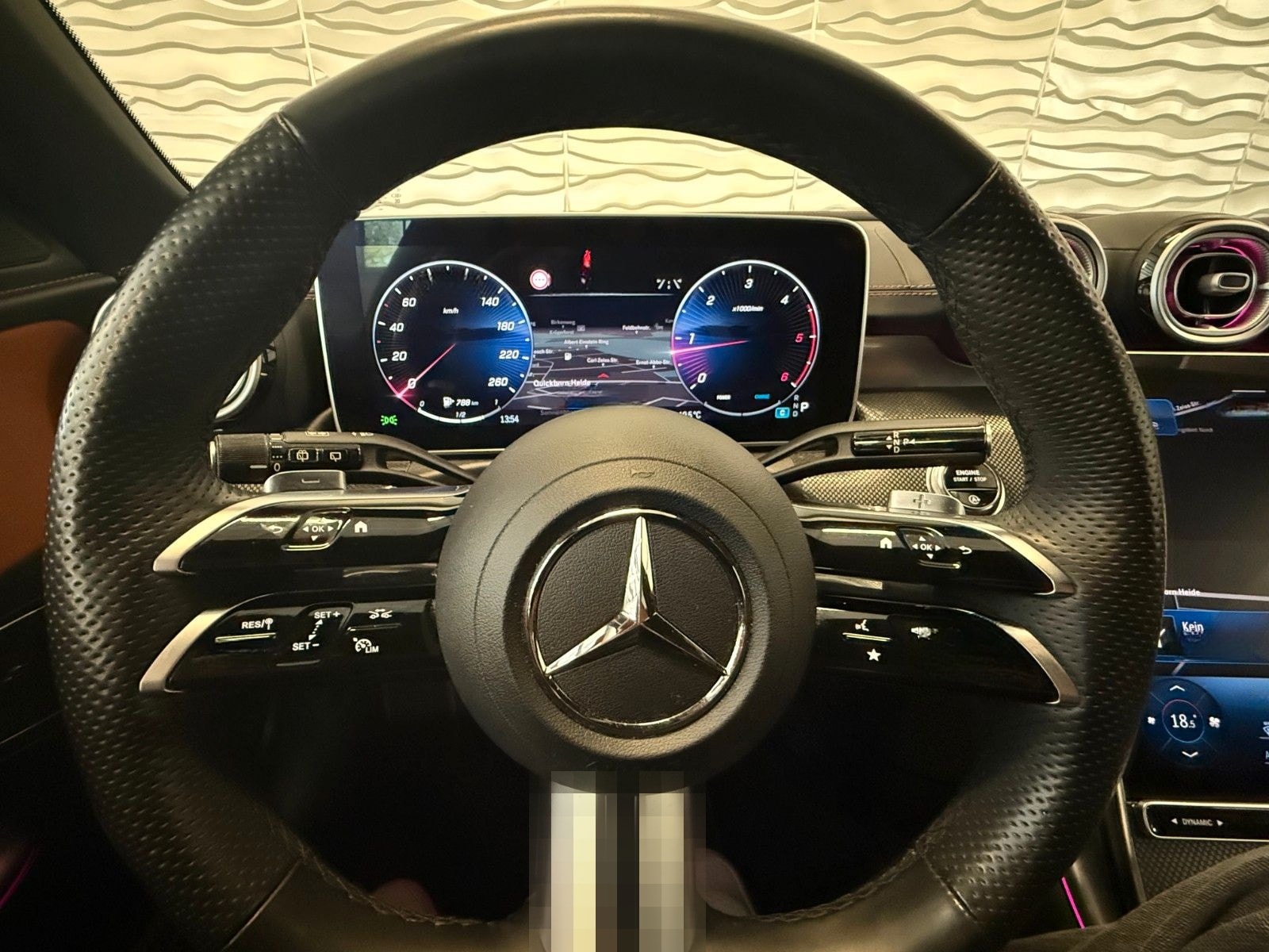 Mercedes-Benz C 220 d T AMG*NIGHT*LEDER*DIGITAL-LIGHT*BURMESTE foto 14