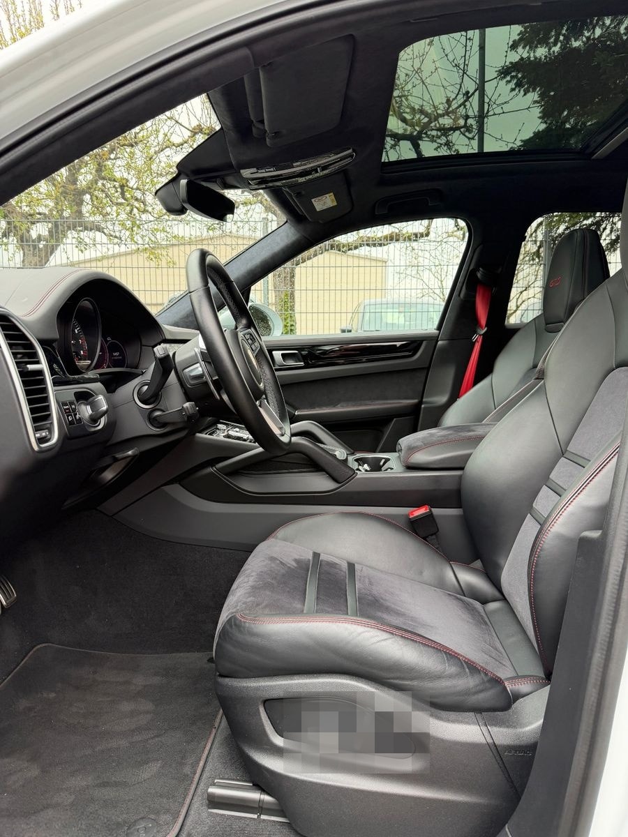 Porsche Cayenne GTS Led Bose Panorama foto 6