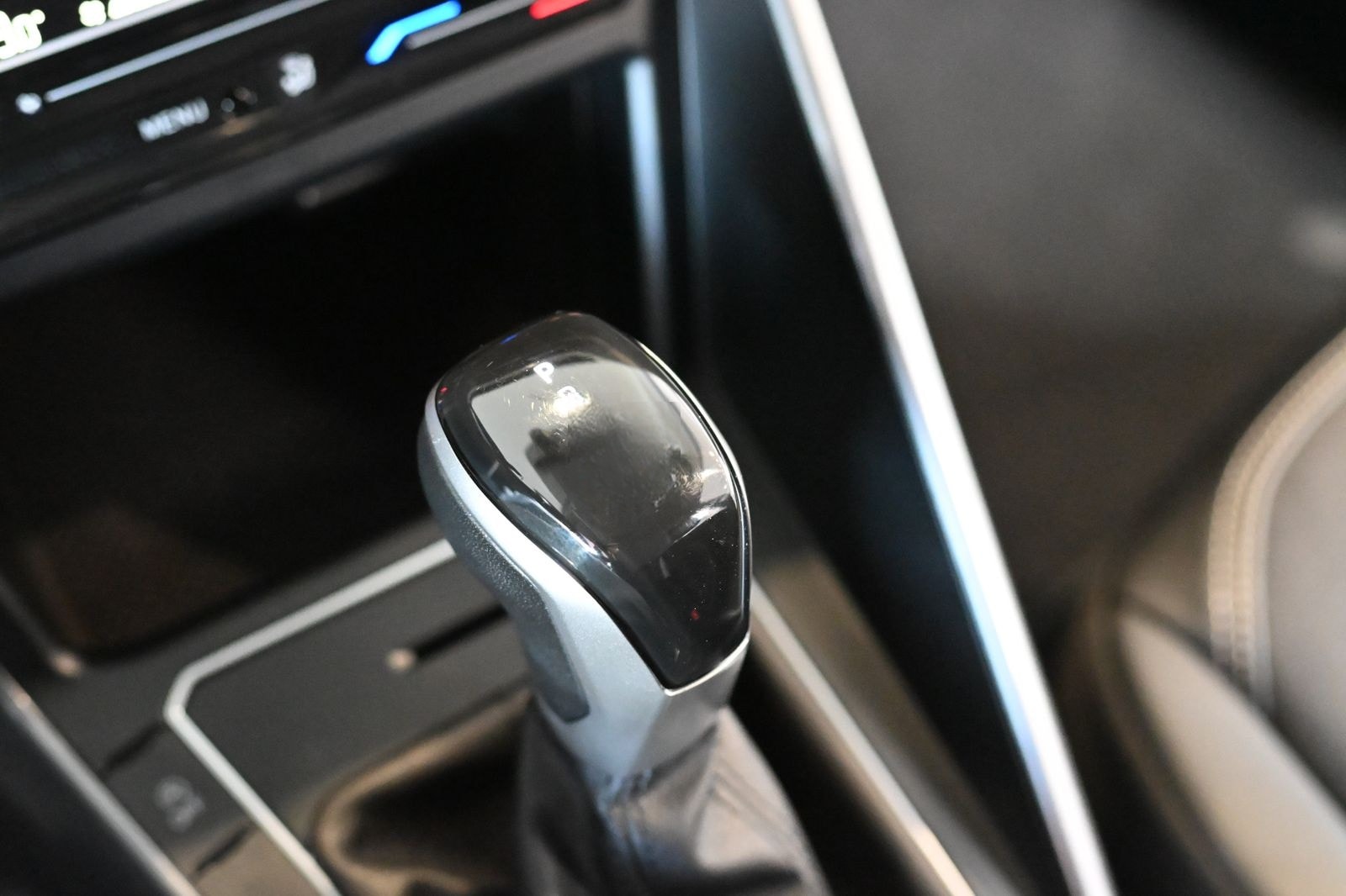 Volkswagen Taigo 1.0 TSI DKG Style Navigation Matrix SHZ  foto 17