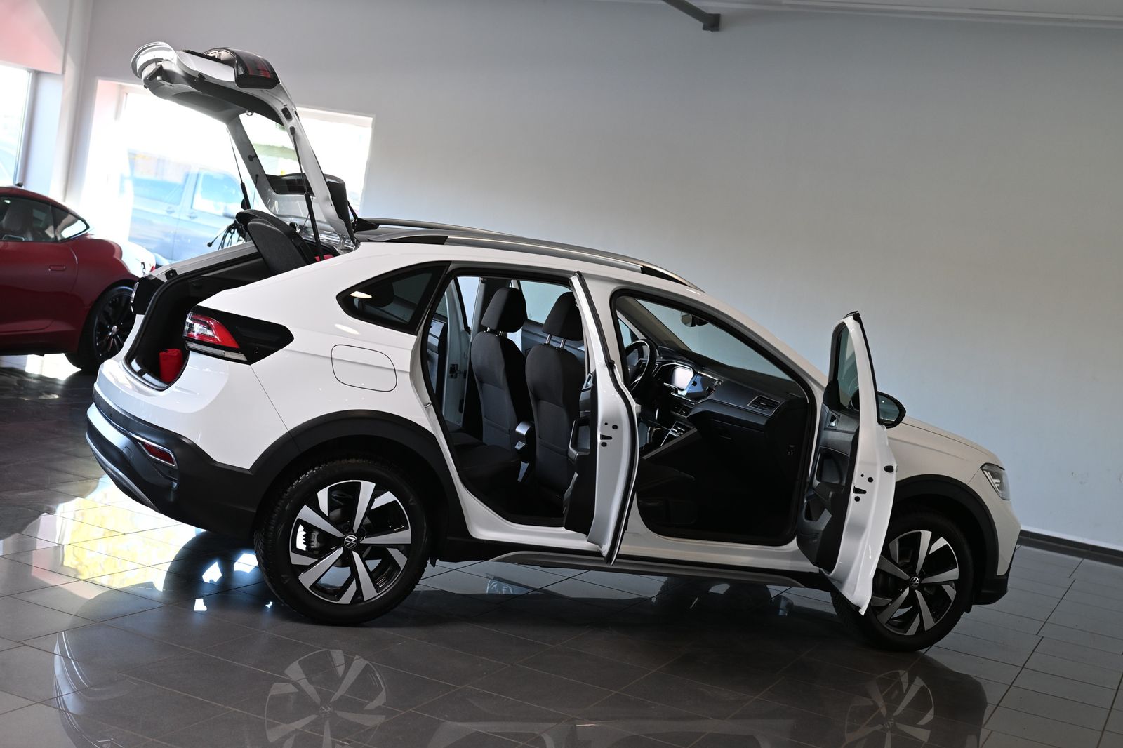 Volkswagen Taigo 1.0 TSI DKG Style Navigation Matrix SHZ  foto 21