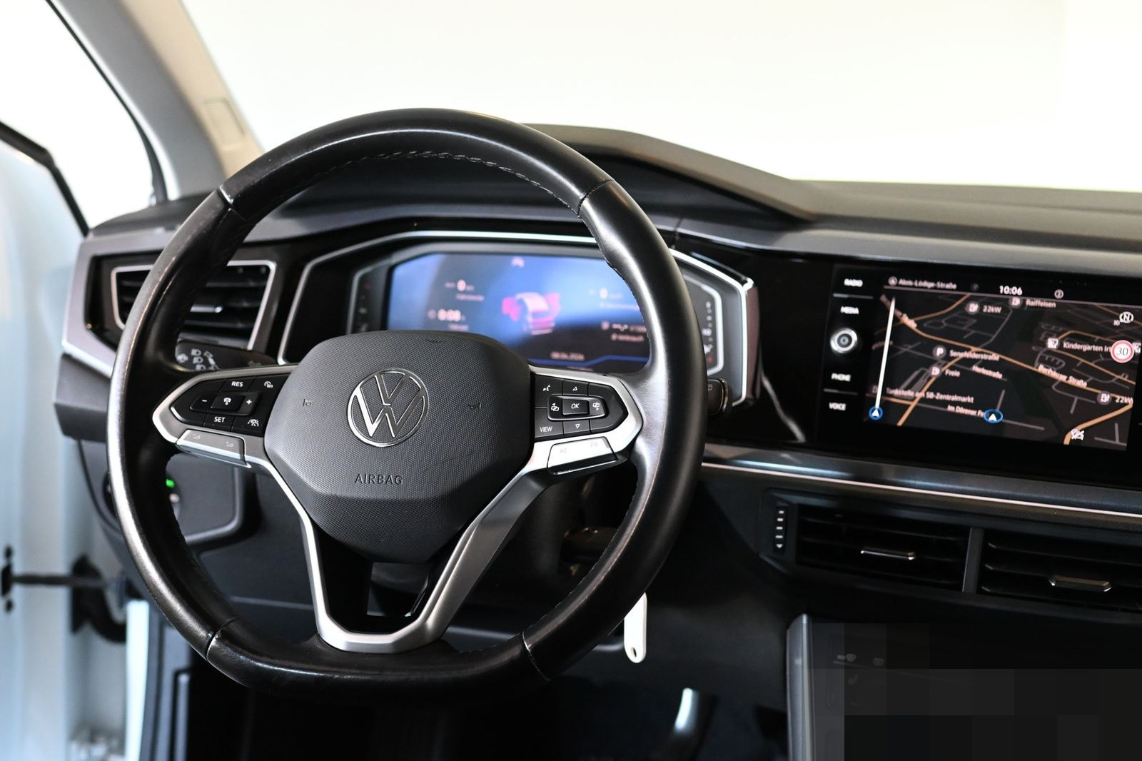 Volkswagen Taigo 1.0 TSI DKG Style Navigation Matrix SHZ  foto 8