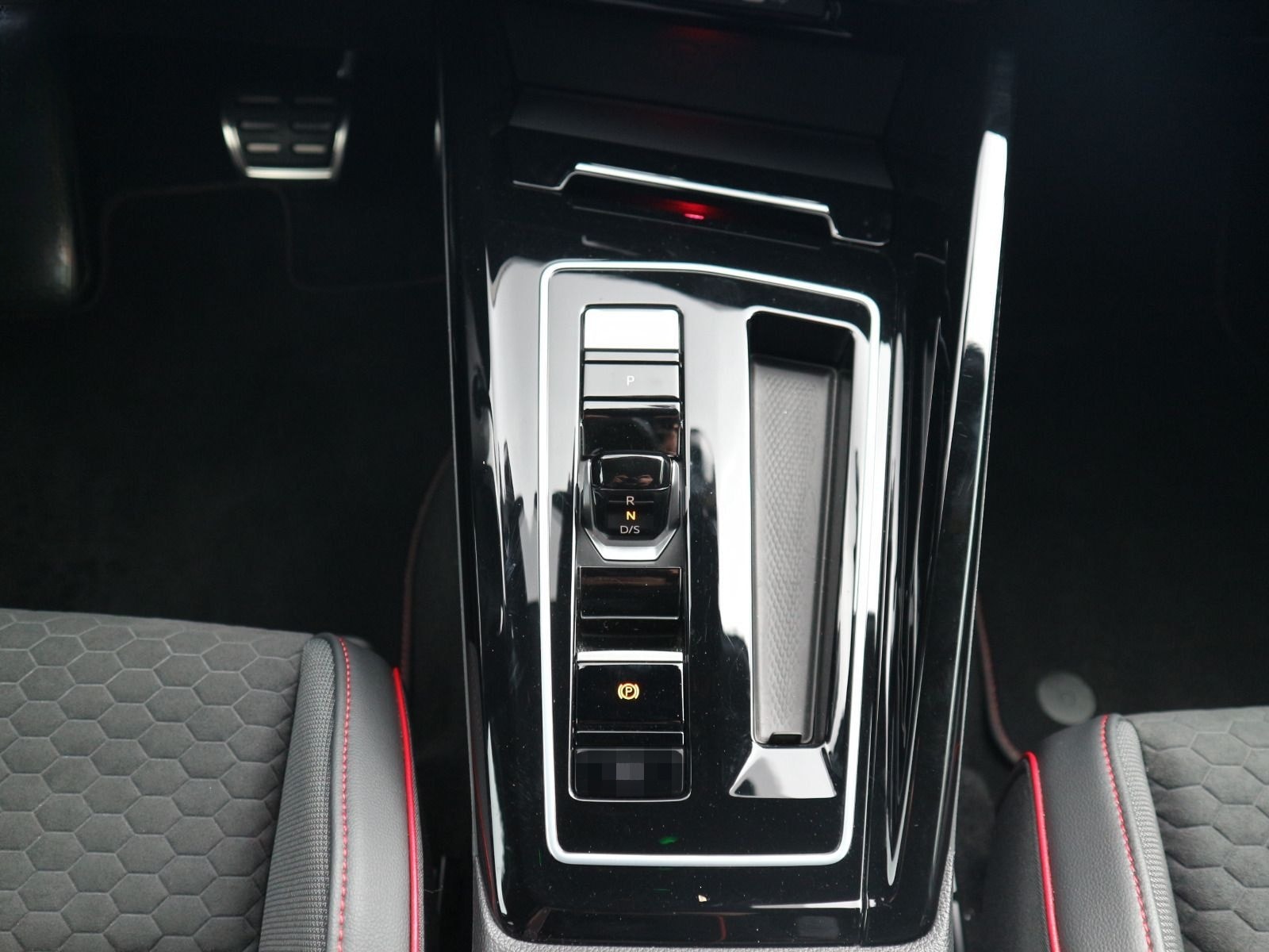 Volkswagen Golf GTI Clubsport 2.0 TSI DSG HK RFK ACC NAVI C foto 13