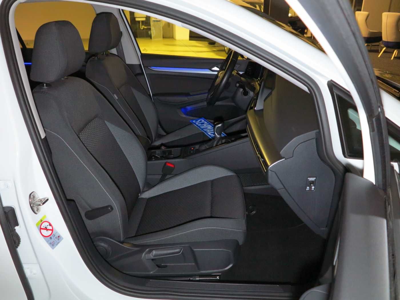 Volkswagen Golf VIII 1.5 TSI OPF Life Navi Stdhzg ACC DAB foto 11