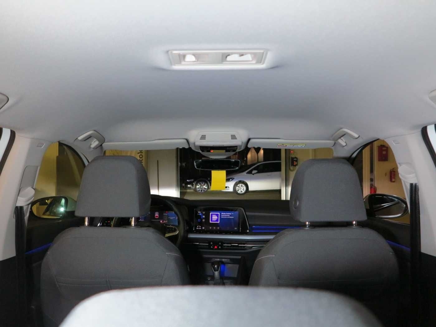 Volkswagen Golf VIII 1.5 TSI OPF Life Navi Stdhzg ACC DAB foto 14