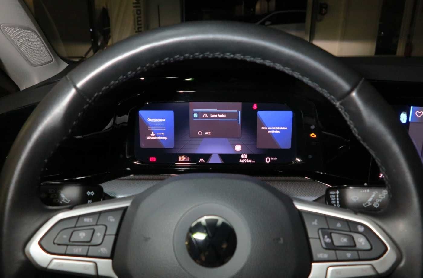 Volkswagen Golf VIII 1.5 TSI OPF Life Navi Stdhzg ACC DAB foto 20