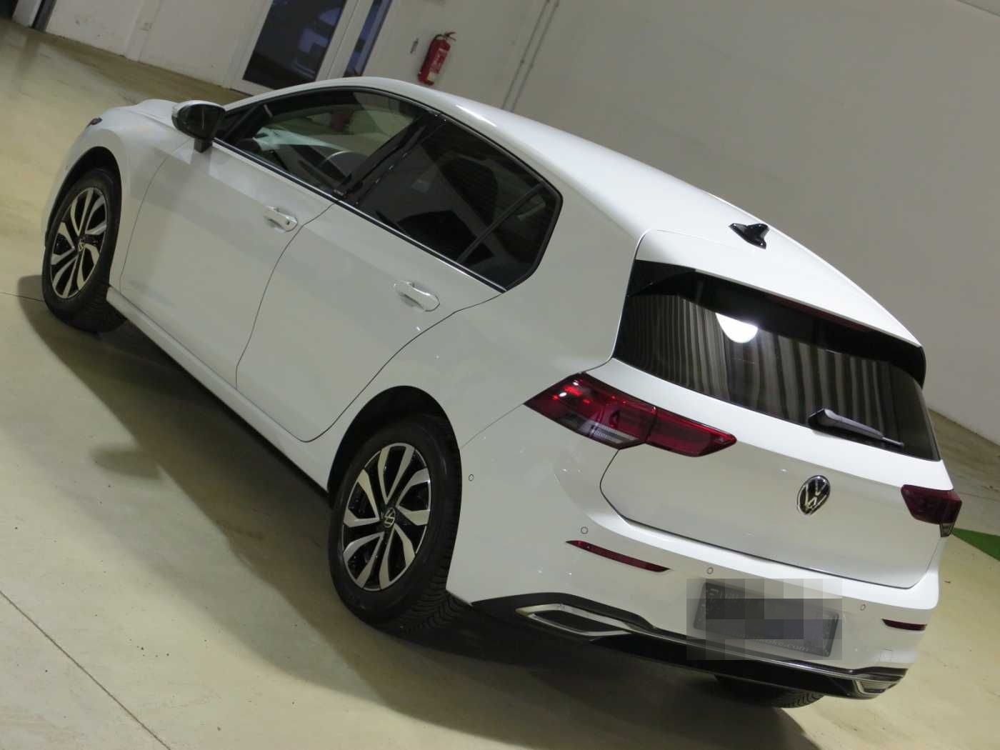 Volkswagen Golf VIII 1.5 TSI OPF Life Navi Stdhzg ACC DAB foto 10