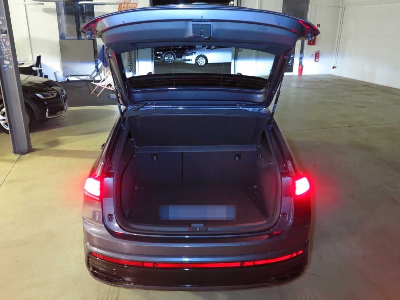 Volkswagen Taigo 1.0 TSI OPF DSG7 R-Line Navi DAB ACC LM18 foto 7